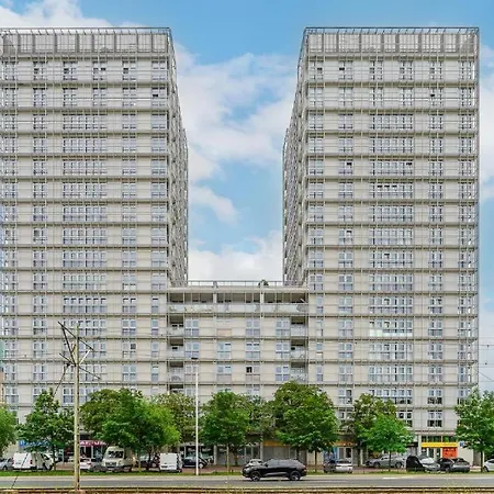 - Great Location - View- Slominskiego * Warsaw